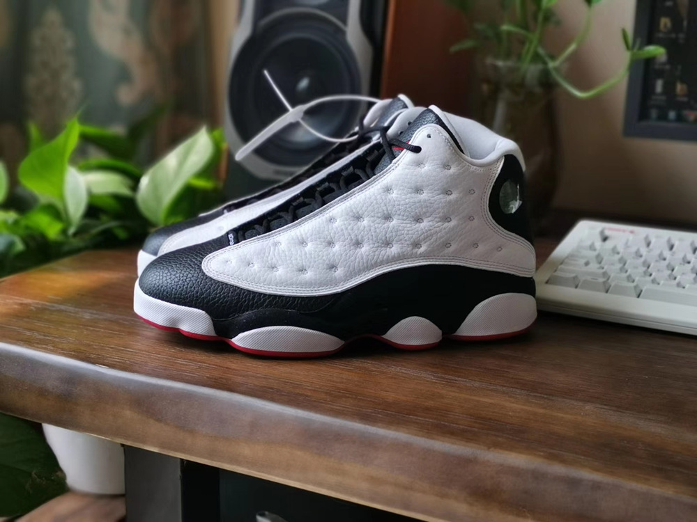 aj13熊猫真假对比