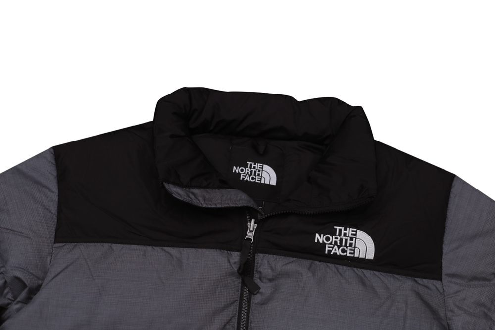 tnf1996北面羽绒服灰