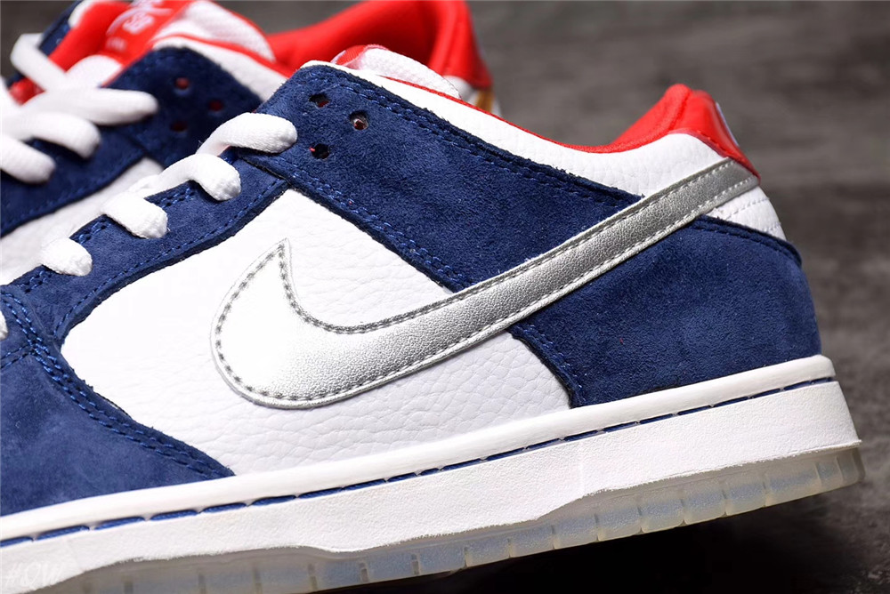 nike dunk sb 白蓝红