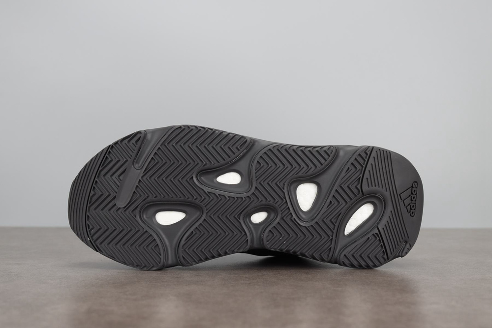 椰子700mnvn黑武士