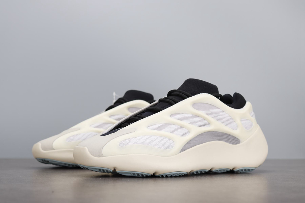 yeezy 700v3 白